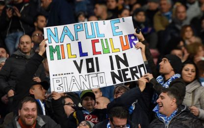 "Napul' è...": l'addio del San Paolo a Pino Daniele