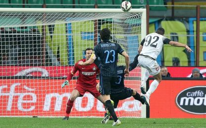 Il Cesena frena l'Inter, Palacio risponde a Defrel: 1-1