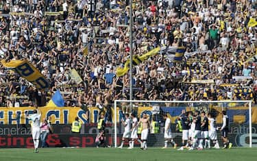 parma_saluto_curva