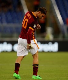 Compleanno amaro per Totti: out un mese per infortunio