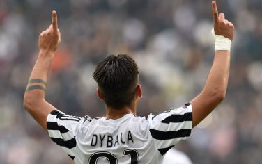 TURIN, ITALY - OCTOBER 25:  Paulo Dybala of Juventus FC celebrates the opening goal during the Serie A match between Juventus FC and Atalanta BC at Juventus Arena on October 25, 2015 in Turin, Italy.  (Photo by Valerio Pennicino/Getty Images)