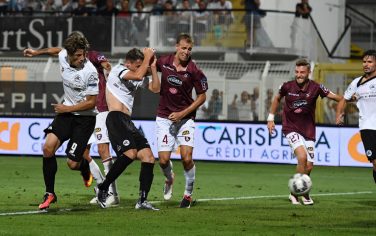 LA SPEZIA, ITALY - AUGUST 26:  Anderson Miguel Nene of AC Spezia scores a goal during the Serie B match between AC Spezia and US Salernitana at Stadio Alberto Picco on August 26, 2016 in La Spezia, Italy.  (Photo by Valerio Pennicino/Getty Images)