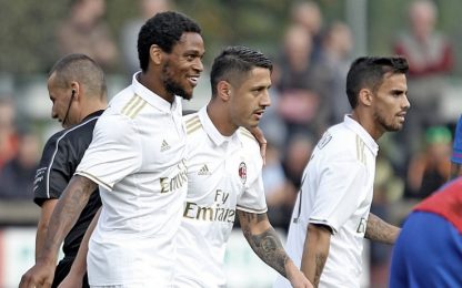 Milan, 5 gol al Chiasso: doppietta di Lapadula