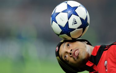 MILAN, ITALY - DECEMBER 08:  Ronaldinho of AC Milan before the UEFA Champions League Group G match between AC Milan and AFC Ajax at Stadio Giuseppe Meazza on December 8, 2010 in Milan, Italy.  (Photo by Claudio Villa/Getty Images) *** Local Caption *** Ronaldinho