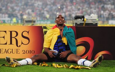 MADRID, SPAIN - MAY 22:  Samuel Eto'o of Inter Milan celebrates victory after the UEFA Champions League Final match between FC Bayern Muenchen and Inter Milan at the Estadio Santiago Bernabeu on May 22, 2010 in Madrid, Spain.  (Photo by Shaun Botterill/Getty Images) *** Local Caption *** Samuel Eto'o