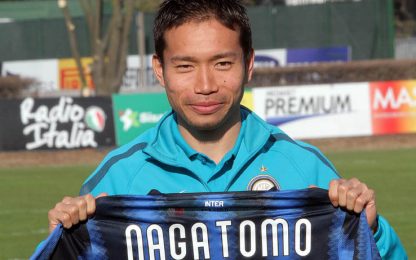 Inter, Nagatomo prolunga fino al 2019: "Qui mi sento a casa"