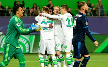 Tonfo Real a Wolfsburg: perde 2-0. Il City frena il Psg