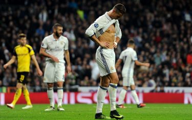 MADRID, SPAIN - DECEMBER 07:  Cristiano Ronaldo of Real Madrid reacts during the UEFA Champions League Group F match between Real Madrid CF and Borussia Dortmund at the Bernabeu on December 7, 2016 in Madrid, Spain.  (Photo by Denis Doyle/Getty Images)
