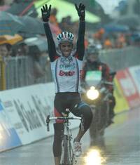 Tirreno-Adriatico: acuto di Gilbert, Evans spodesta Gesink