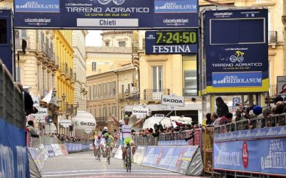 Sagan esulta a Chieti. Sua la tappa della Tirreno-Adriatico