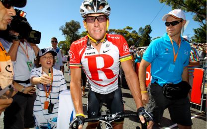 Doping, sospesi a vita tre ex collaboratori di Armstrong