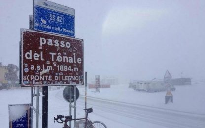 Giro, è ufficiale: la 19.a tappa annullata per neve