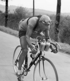 Addio a Bourlon, l'uomo della fuga record al Tour del '47