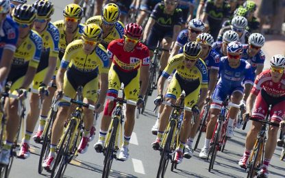 Vuelta, 13.a tappa a Daniel Navarro. Contador sempre leader
