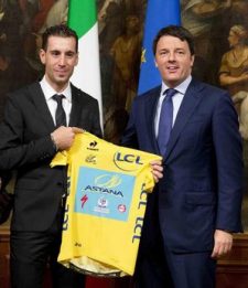 Nibali da Renzi. "Successo al Tour è vittoria del coraggio"