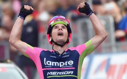 Giro, sull'Abetone vince Polanc. Contador nuova maglia rosa