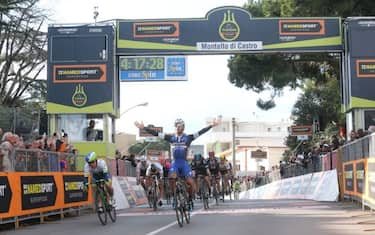 tirreno adriatico gaviria sprint montalto