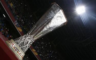 The UEFA Europa League trophy is pictured before the UEFA Europa League semi final first leg football match SSC Napoli vs FK Dnipro Dnipropetrovsk on May 7, 2015 at the San Paolo Stadium in Naples.AFP PHOTO / CARLO HERMANN (Photo credit should read CARLO HERMANN/AFP/Getty Images)