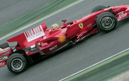 Rossi su una Rossa: in pista a Barcellona con la Ferrari
