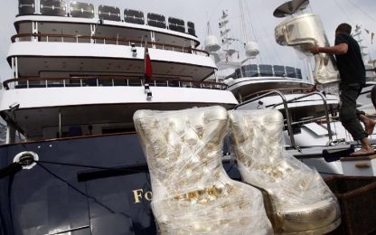 Briatore indagato per contrabbando: maxi-yacht sequestrato
