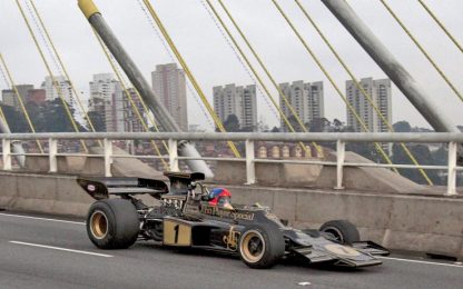 Torna il team nero-oro. Renault e Lotus di nuovo insieme