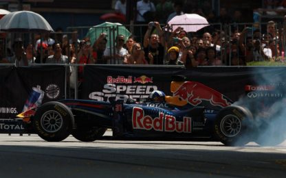 Webber sfilerà sotto la Mole. Show della Red Bull a Torino