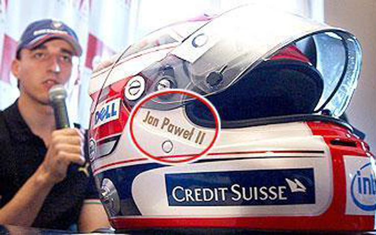 sport_papa_wojtyla_casco_kubica_sito_uccronline