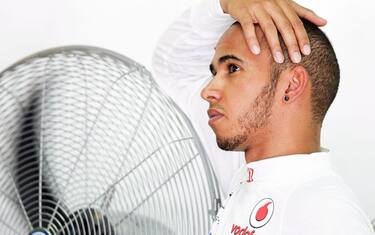 Dominio McLaren in Malaysia: Hamilton in pole. Alonso ottavo