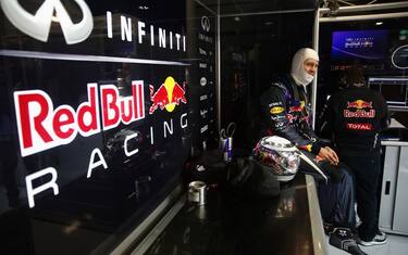 La RB9 di Vettel s'inceppa. Vola Perez, Alonso quinto