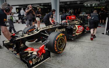 Raikkonen, primo stop dopo 4 anni. Vettel ha messo le ali