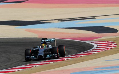 Test Bahrain: super Hamilton, Alonso c'è. Vettel in ombra