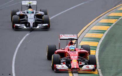 Melbourne, Rosberg chiude le libere col botto. Alonso 3°