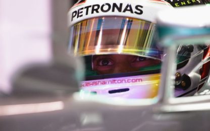 GP Cina, fulmine Hamilton: è pole. Alonso quinto