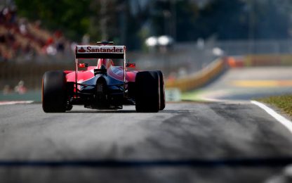 Vettel: "Serve ottimismo". Raikkonen: "Speriamo nella gara"