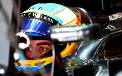 McLaren, Alonso sbotta: "Abbiamo un motore da GP2"