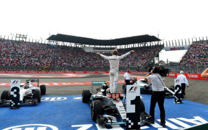 Rosberg trionfa in Messico, GP da dimenticare per la Ferrari