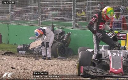 Alonso, schianto terribile: "Sono vivo grazie a Fia e McLaren"