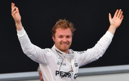 Mercedes, Rosberg rinnova: la firma su twitter