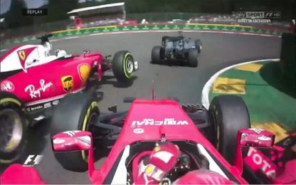 Spa, scintille al via: Raikkonen-Vettel, partenza da dimenticare