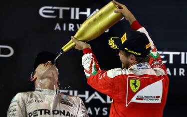 Show ad Abu Dhabi: Nico iridato, Seb sul podio