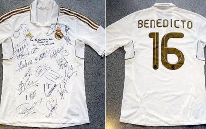 Benedicto 16, è il Papa l'ultimo acquisto del Real Madrid