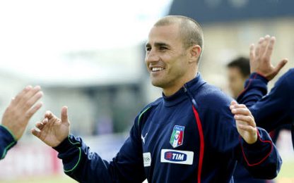 Cannavaro riconsegna la coppa: "Quanta nostalgia"
