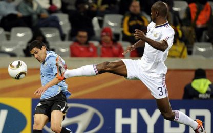 Francia-Uruguay, tanta noia e un espulso: 0-0 a Cape Town