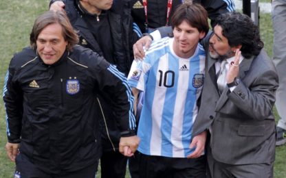 Maradona carica l'Argentina: "Ho a disposizione 23 belve"