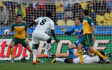 harry_kewell_mano_ghana_ap