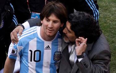 messi_argentina_maradona_ap