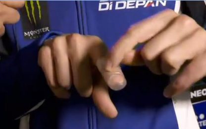 Rossi: "Dito rotto, spero non dia troppi problemi in gara"