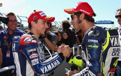 Caccia al 2° posto: Rossi e Lorenzo scaldano i motori
