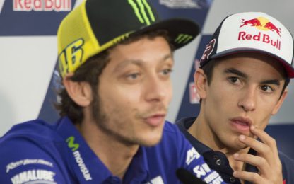 Rossi, pressione su Marquez: Honda costretta a inseguire