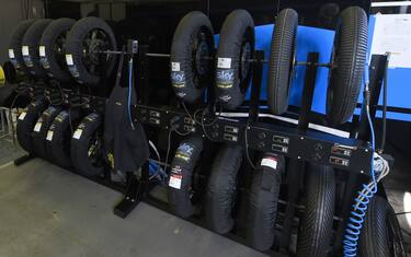 dunlop_tecnica_moto3_sky_racing_team_vr46_1